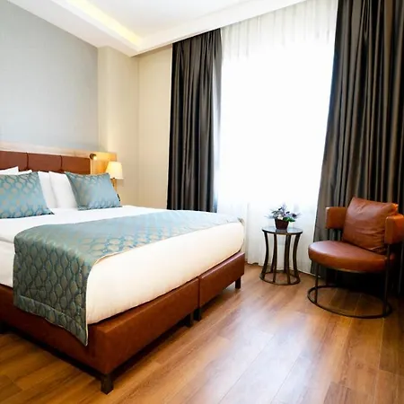 Grand Sirkeci 4*