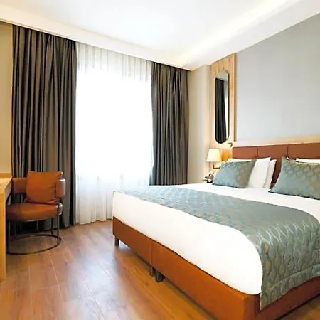 Grand Sirkeci 4*